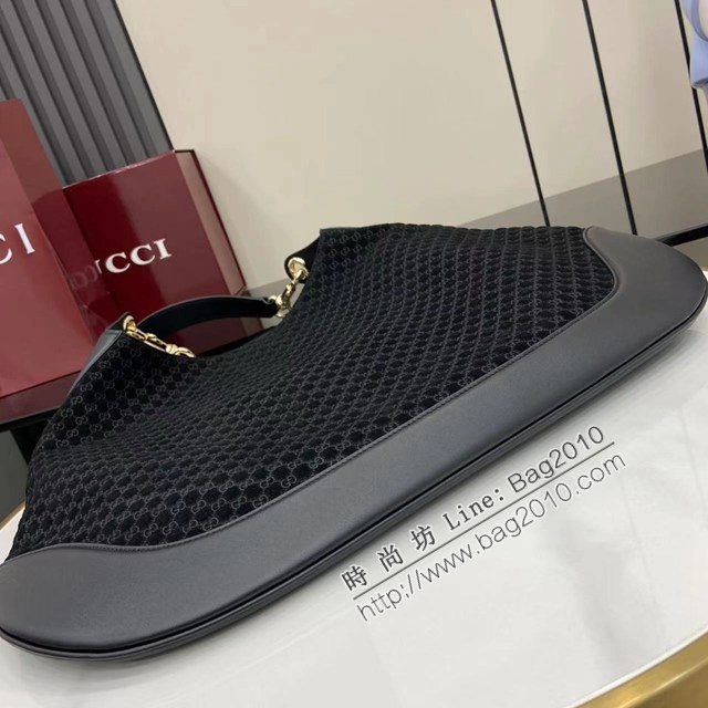 Gucci專櫃古馳最新款Body雙鎖扣中號肩背包 jh2927型號：815924